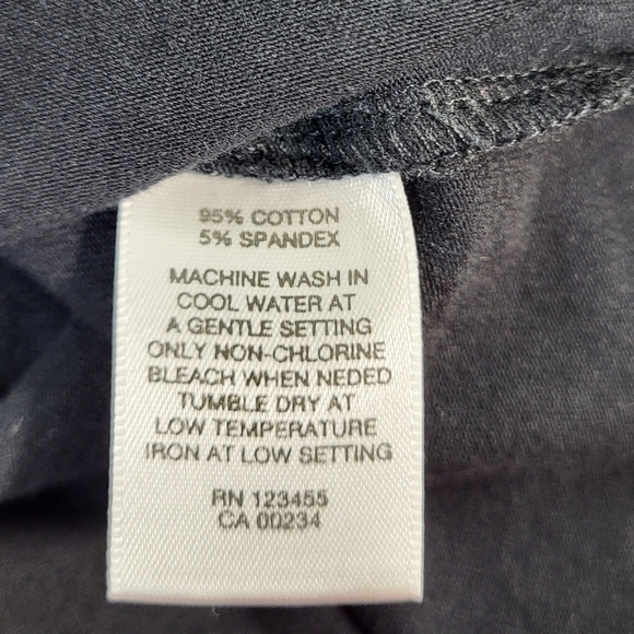 Lord & Taylor Black Polka Dot Petite Tee - Picture 4 of 5